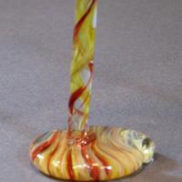 Red/yellow goblet stem